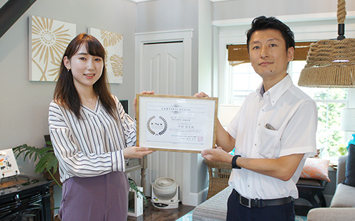 今村嶺花様（左）、CSTサポート担当 吉川（右）
