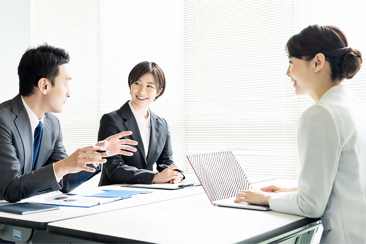 職場環境:CSTのカルチャー(自社で開発・販売・保守を全て行う責任)